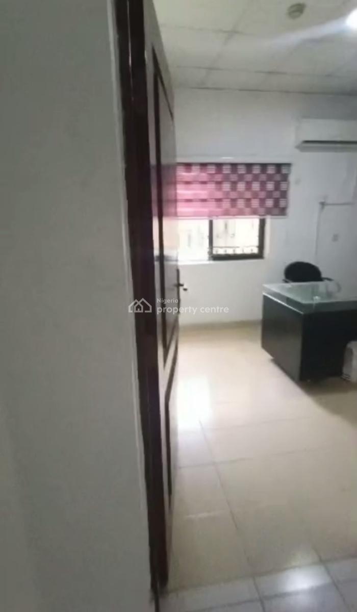 One Room Corporate Office Space Ensuite, Ikota Villa Estate, Ikota, Lekki, Lagos, Office Space for Rent