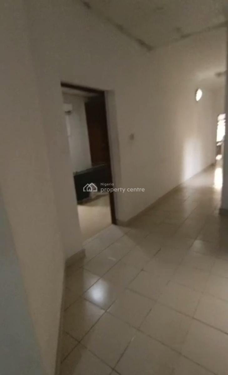 One Room Corporate Office Space Ensuite, Ikota Villa Estate, Ikota, Lekki, Lagos, Office Space for Rent