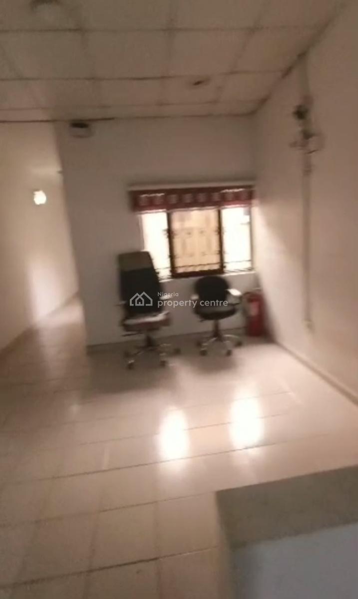One Room Corporate Office Space Ensuite, Ikota Villa Estate, Ikota, Lekki, Lagos, Office Space for Rent
