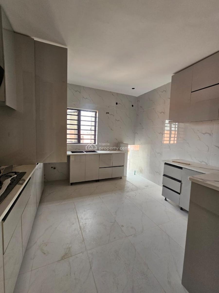 3 Bedroom Apartment with Bq Newly Built Tastefully Decorated, Maryland, Lagos, Flat / Apartment for Sale