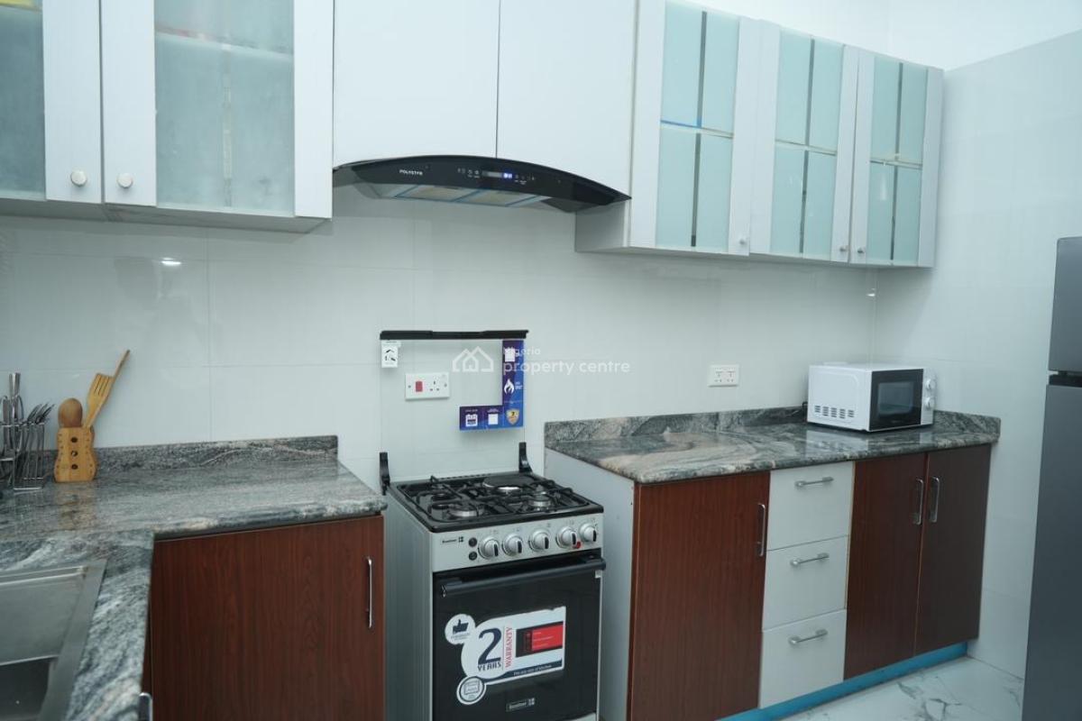 Luxury 2 Bedrooms Apartment with Ps5, Balcony and Elevator, Ikate, Lekki, Lagos, Flat / Apartment Short Let