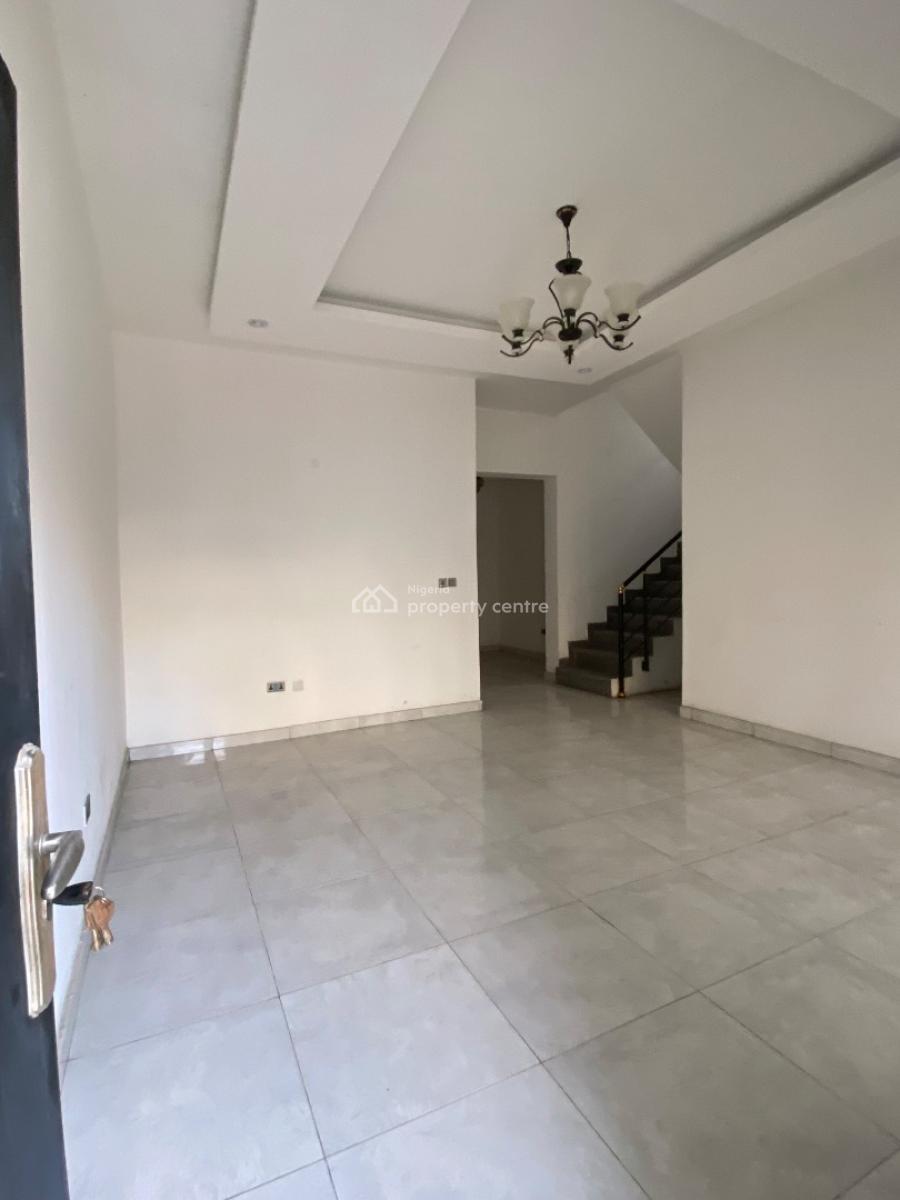 Beautiful 3 Bedroom Semi Detached Duplex with Big Bq, Chevron , in a Beautiful and Serene  Estate, Lekki, Lagos, Semi-detached Duplex for Rent