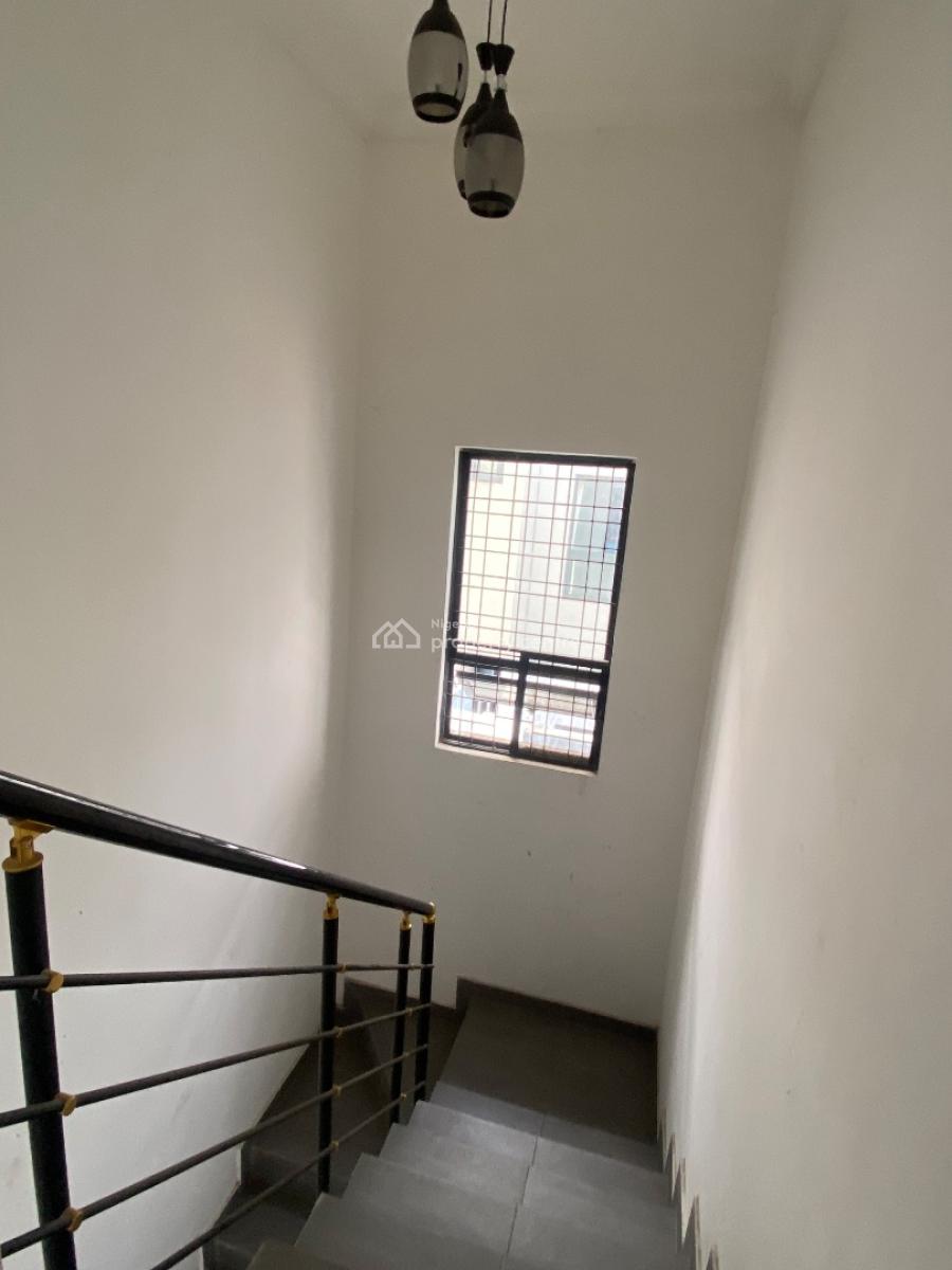 Beautiful 3 Bedroom Semi Detached Duplex with Big Bq, Chevron , in a Beautiful and Serene  Estate, Lekki, Lagos, Semi-detached Duplex for Rent