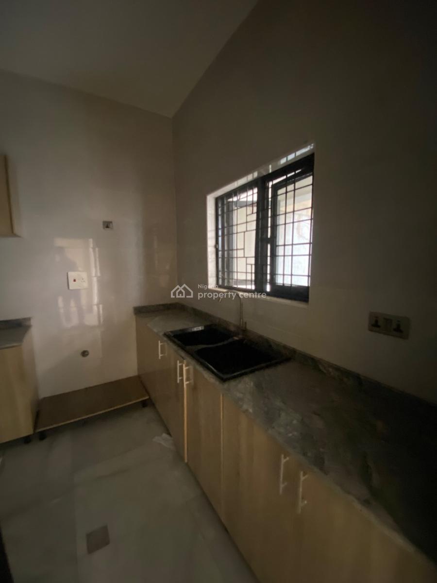 Beautiful 3 Bedroom Semi Detached Duplex with Big Bq, Chevron , in a Beautiful and Serene  Estate, Lekki, Lagos, Semi-detached Duplex for Rent