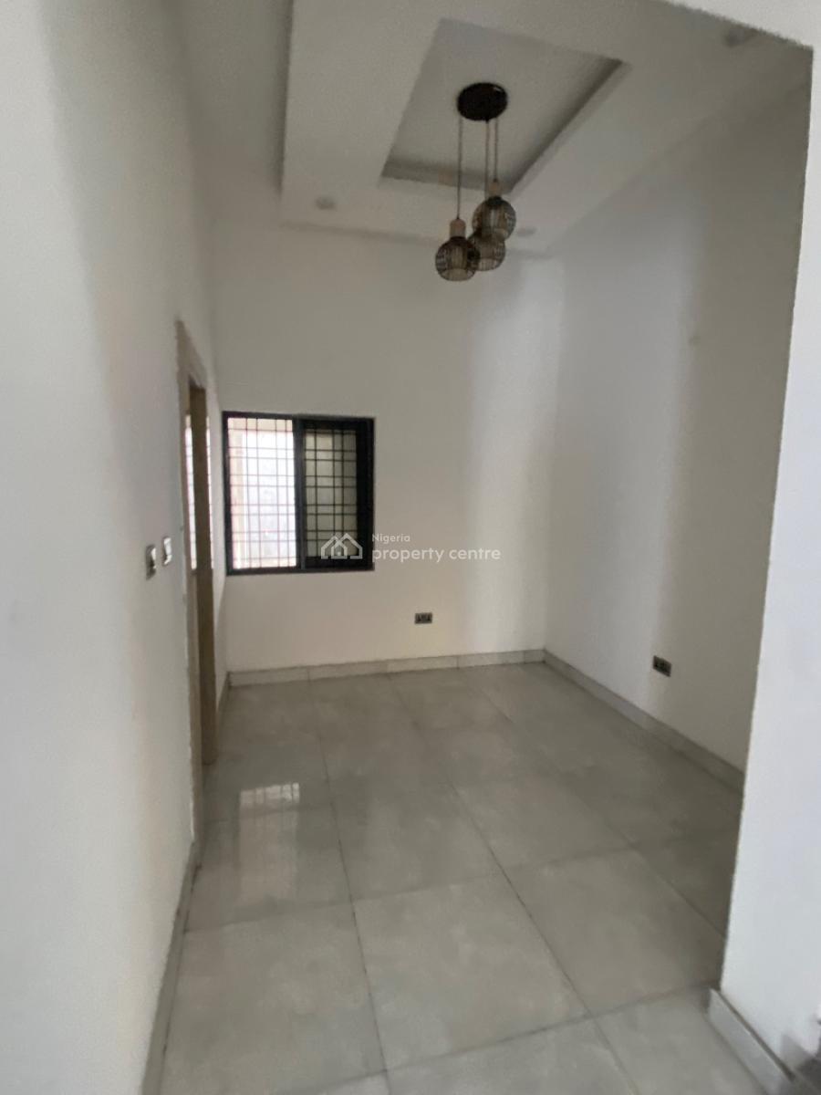 Beautiful 3 Bedroom Semi Detached Duplex with Big Bq, Chevron , in a Beautiful and Serene  Estate, Lekki, Lagos, Semi-detached Duplex for Rent