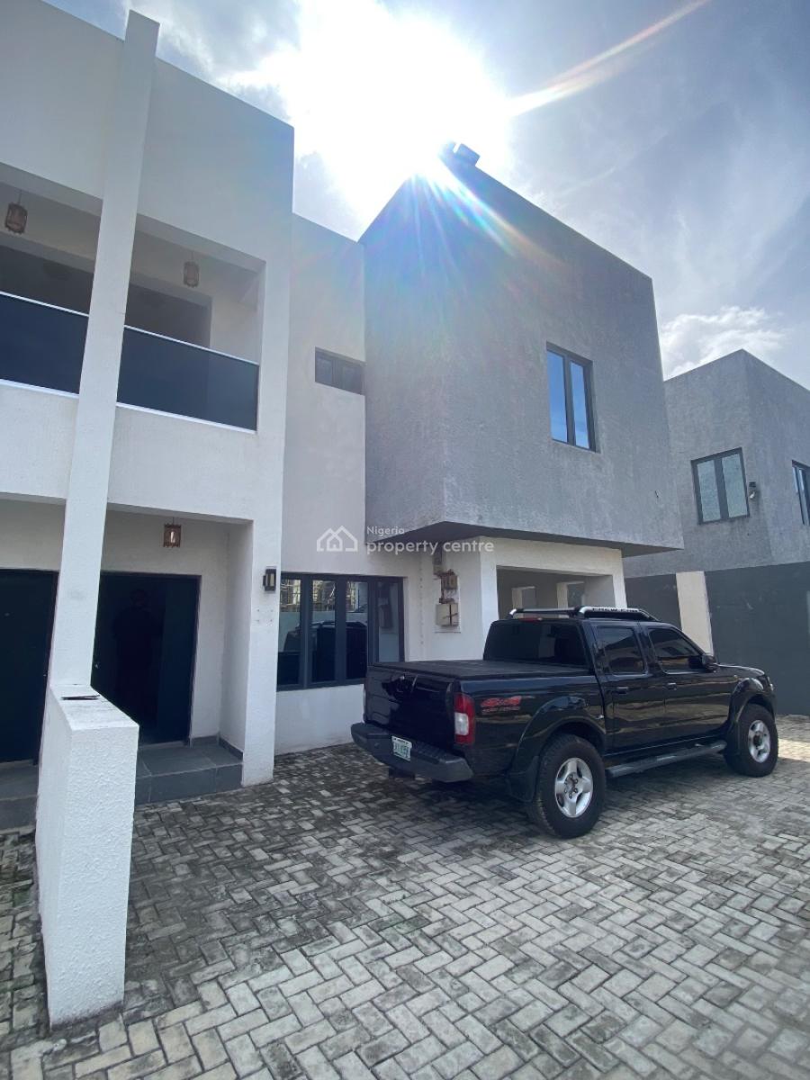 Beautiful 3 Bedroom Semi Detached Duplex with Big Bq, Chevron, Lekki, Lagos, Semi-detached Duplex for Rent