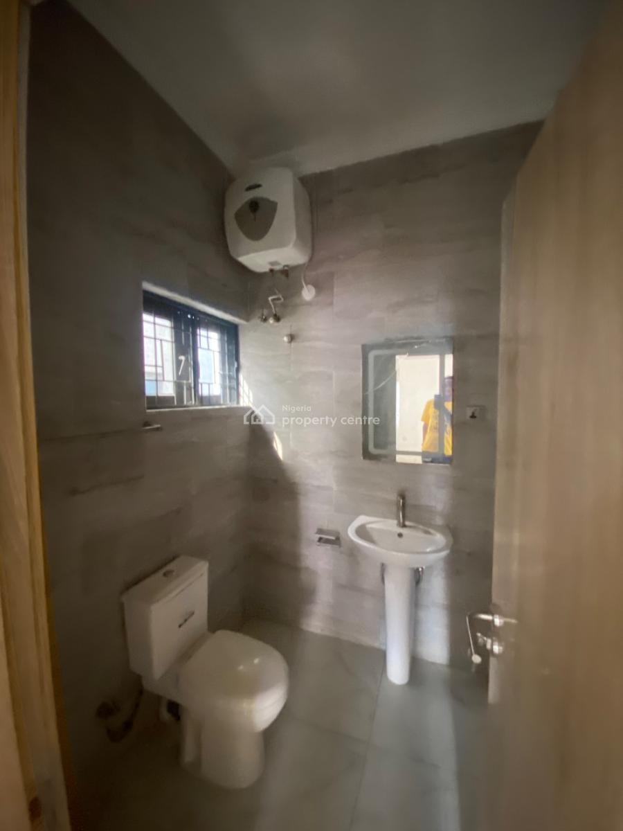 Beautiful 3 Bedroom Semi Detached Duplex with Big Bq, Chevron, Lekki, Lagos, Semi-detached Duplex for Rent
