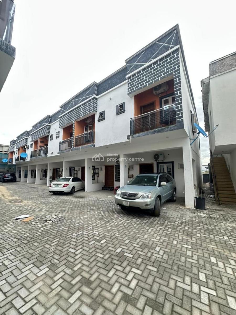 Spacious Furnished  3 Bedroom Terrace Duplex, Ikota, Lekki, Lagos, Terraced Duplex for Sale