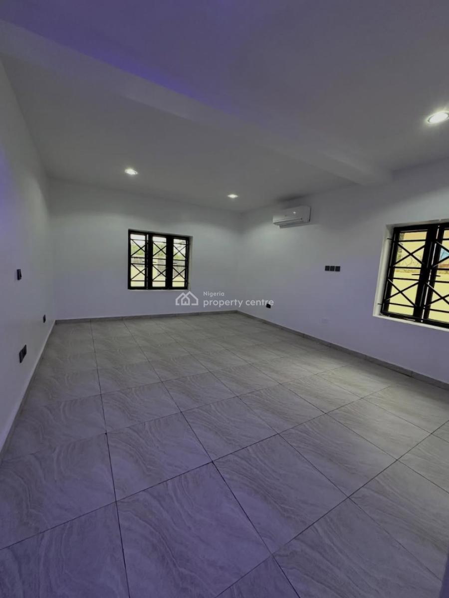 8units of Pristine 3bedroom Apartment with Bq with an Elevator, Durumi, Abuja, Block of Flats for Sale