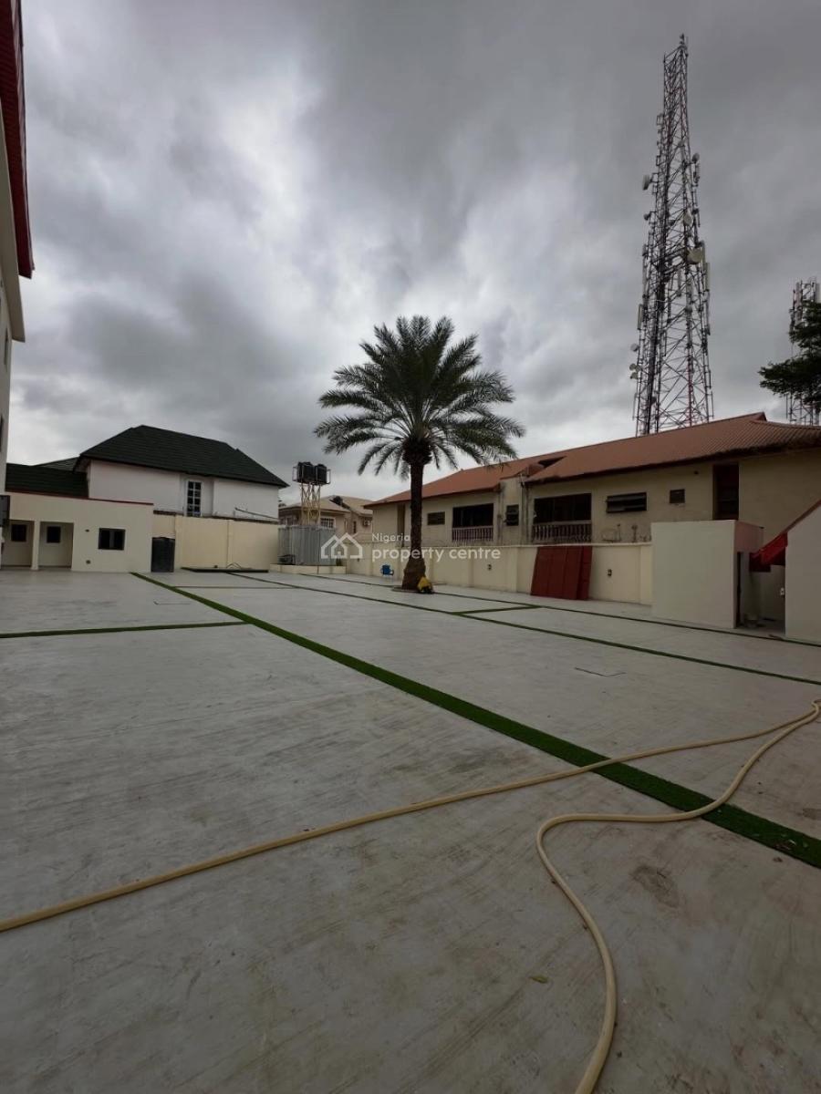 8units of Pristine 3bedroom Apartment with Bq with an Elevator, Durumi, Abuja, Block of Flats for Sale