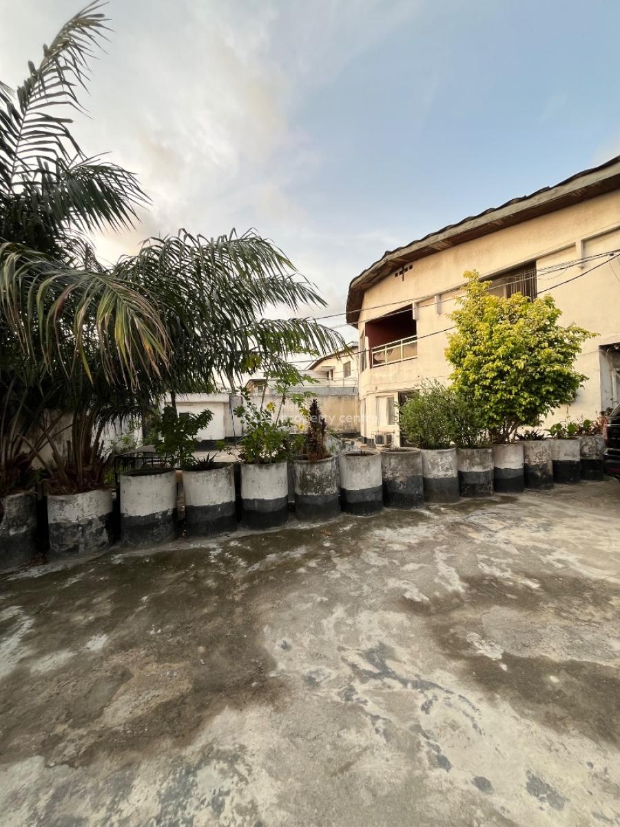 Luxury & Sophisticated (best for High-end Real Estate Listings), Gbagada Phase 2, Gbagada, Lagos, Mixed-use Land for Sale
