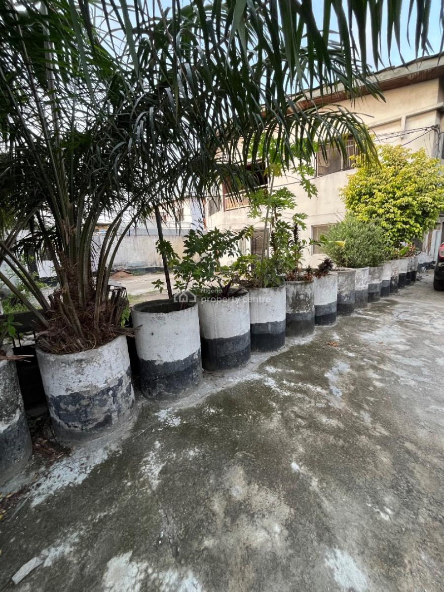 Luxury & Sophisticated (best for High-end Real Estate Listings), Gbagada Phase 2, Gbagada, Lagos, Mixed-use Land for Sale