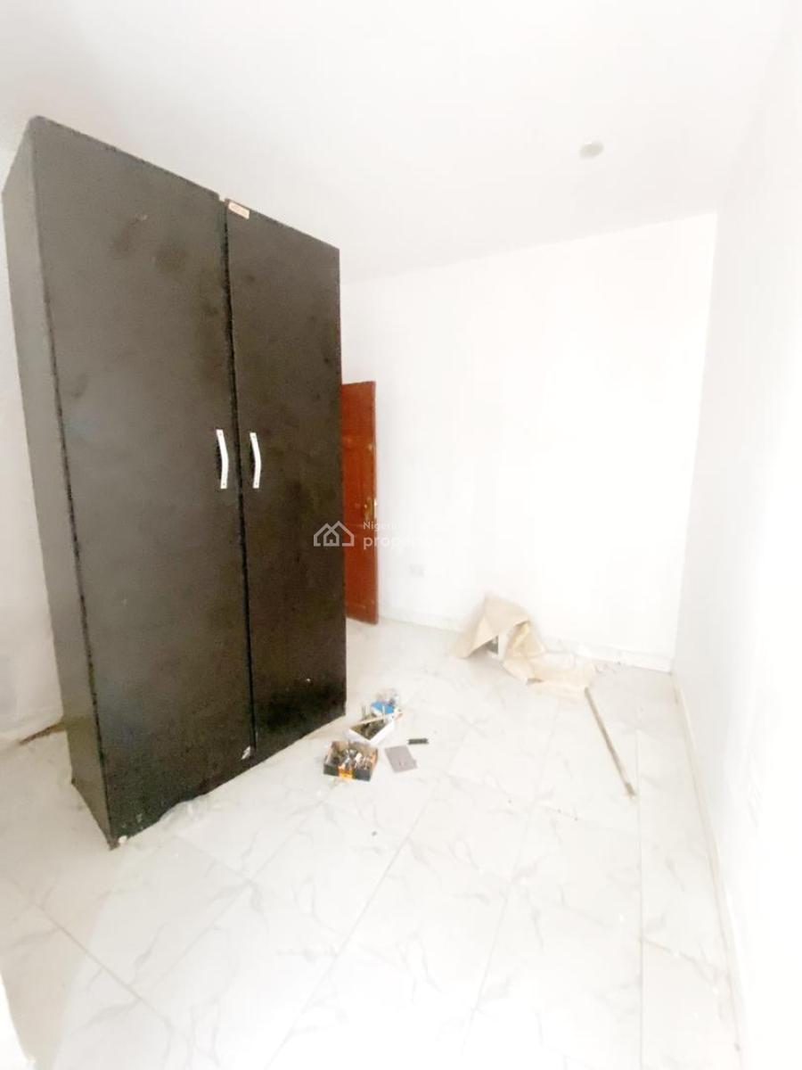 Luxury 2 Bedroom Apartment, Olowora, Omole Phase 2, Ikeja, Lagos, Flat / Apartment for Rent