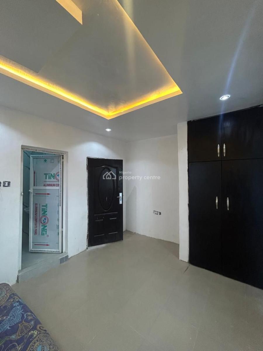 Standard 2 Bedroom Apartment Upstairs with Personal Meter in Estate, Sangotedo, Ajah, Lagos, Flat / Apartment for Rent