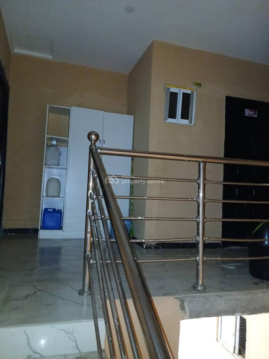 Clean & Cute Miniflat with 2toilets Upflat on Interlo, Ikota, Ikota, Lekki, Lagos, Flat / Apartment for Rent