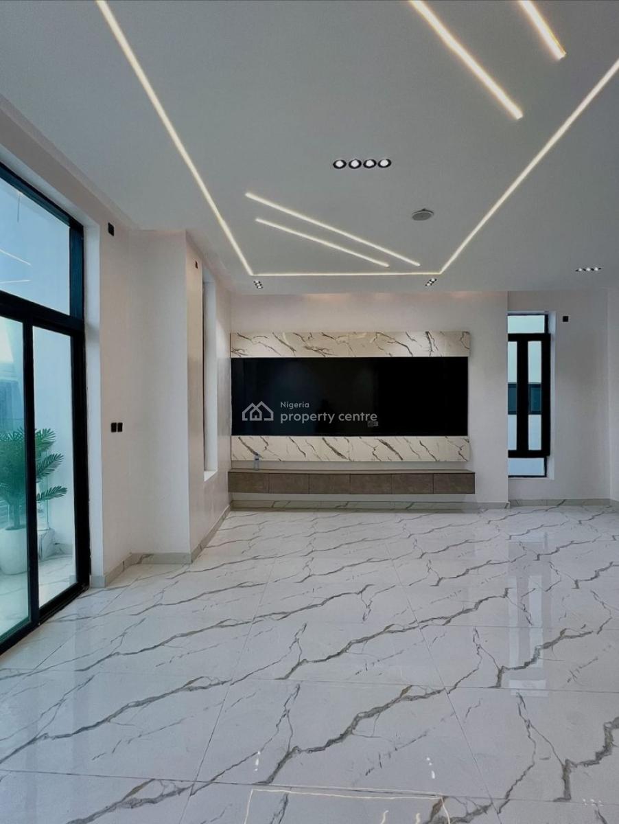 4 Bedroom Fully Detached Home with Swimming Pool, Lekki, Lagos, Detached Duplex for Sale