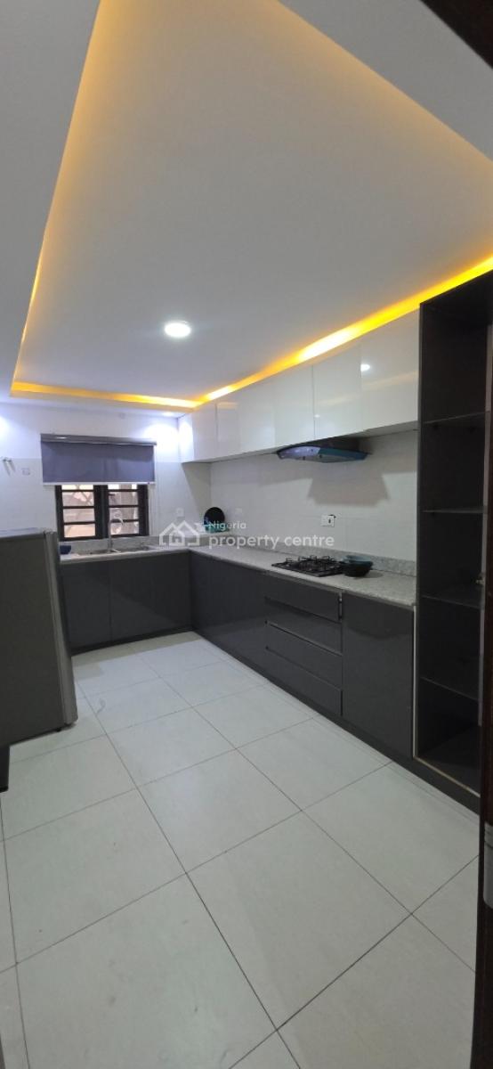Spacious 2bedrooms Penthouse with Bq, Whitesand Avenue Lekki Right, Lekki Phase 1, Lekki, Lagos, Flat / Apartment for Sale