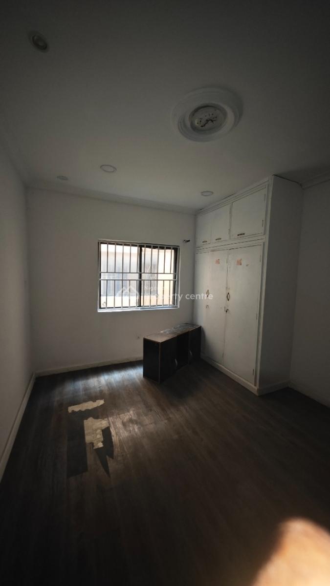 Self Serviced Studio Flat, Off Admiralty Way, Lekki Phase 1, Lekki, Lagos, Self Contain (single Rooms) for Rent