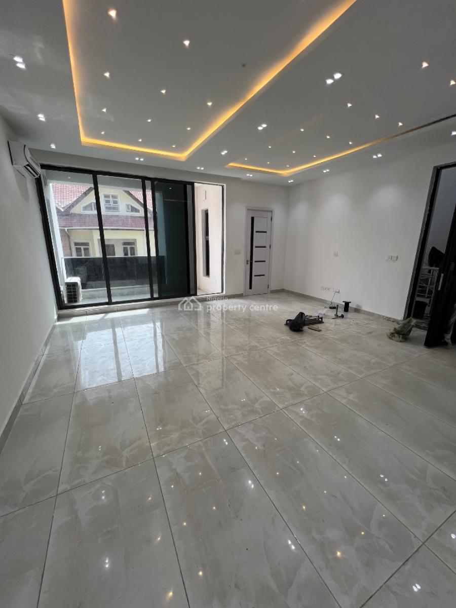 Brand New Five-star 3-bedroom Apartment with Bq, Lekki Phase 1, Lekki, Lagos, Flat / Apartment for Rent