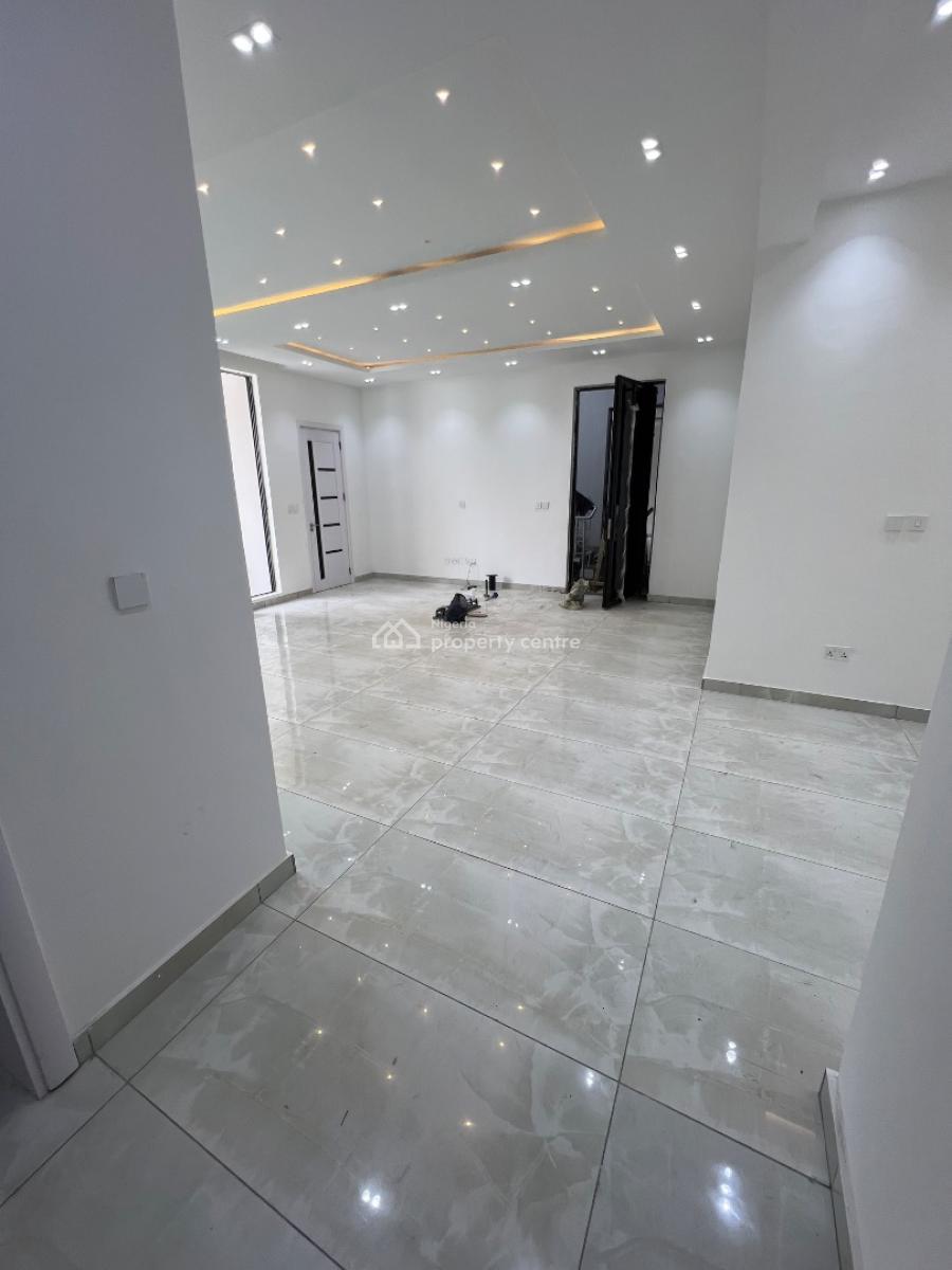 Brand New Five-star 3-bedroom Apartment with Bq, Lekki Phase 1, Lekki, Lagos, Flat / Apartment for Rent