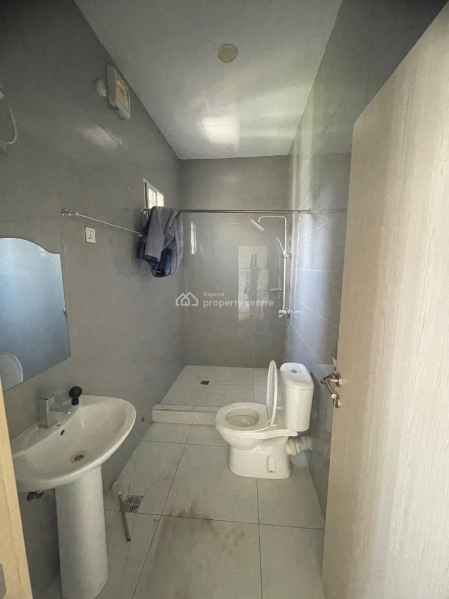 Refurbished Fully Serviced 3 Bedroom Apartment, Ikate Elegushi, Lekki, Lagos, Flat / Apartment for Rent