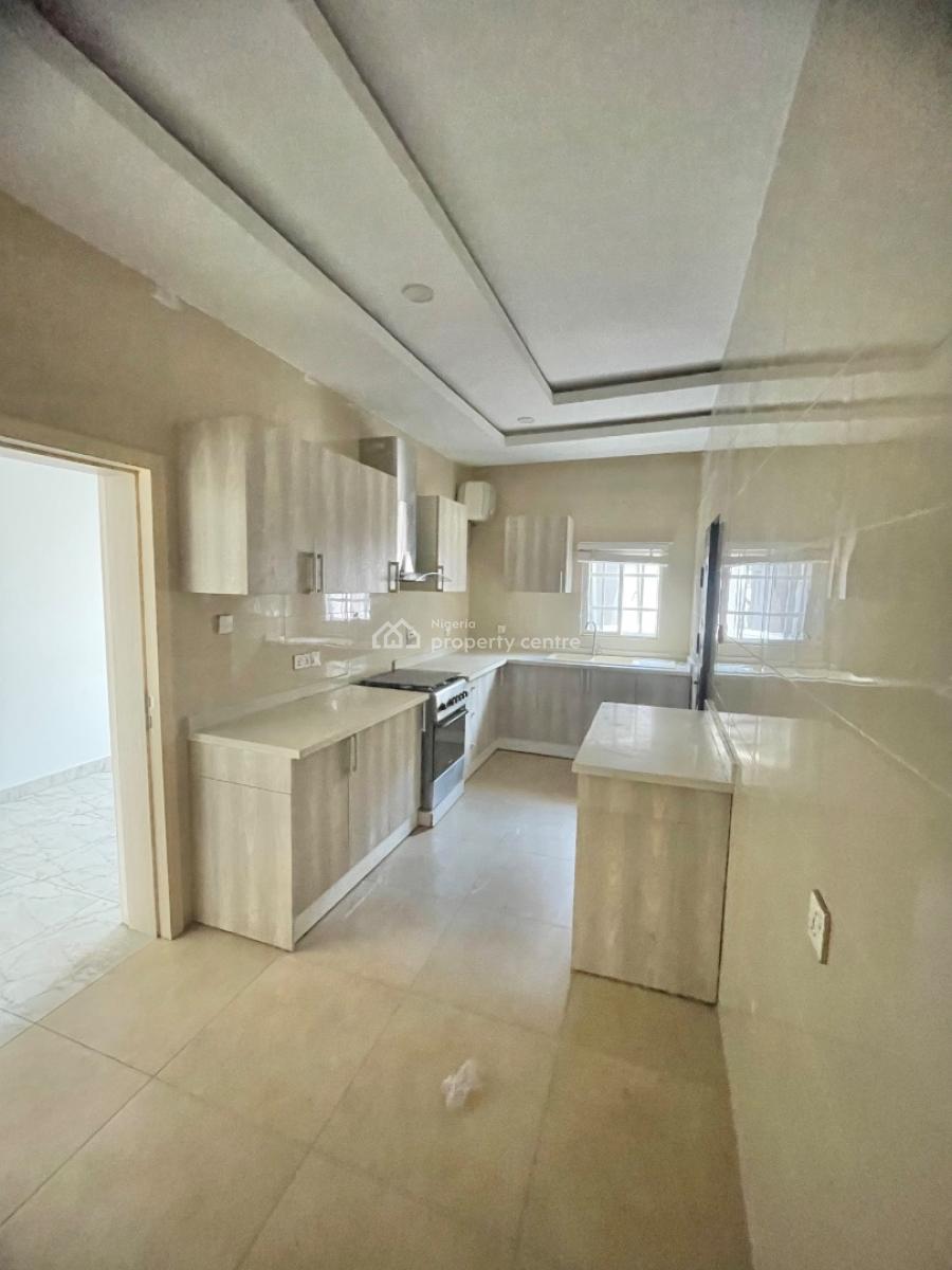 Refurbished Fully Serviced 3 Bedroom Apartment, Ikate Elegushi, Lekki, Lagos, Flat / Apartment for Rent