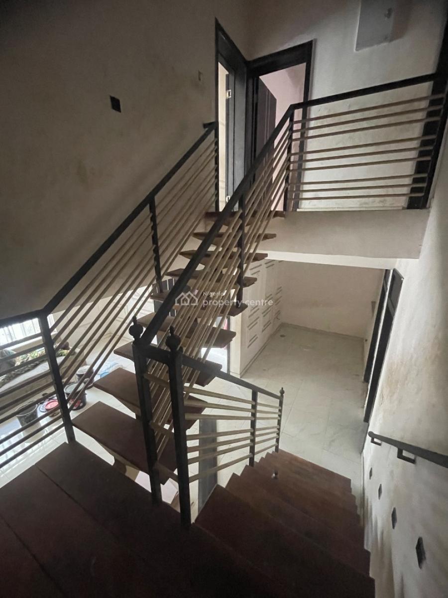 Well Maintained Fully Serviced 3 Bedroom Terrace Duplex with Bq, Osapa, Lekki, Lagos, Terraced Duplex for Rent