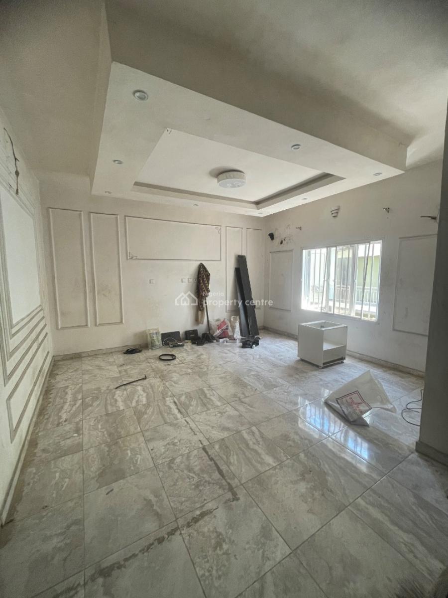 Well Maintained Fully Serviced 3 Bedroom Terrace Duplex with Bq, Osapa, Lekki, Lagos, Terraced Duplex for Rent