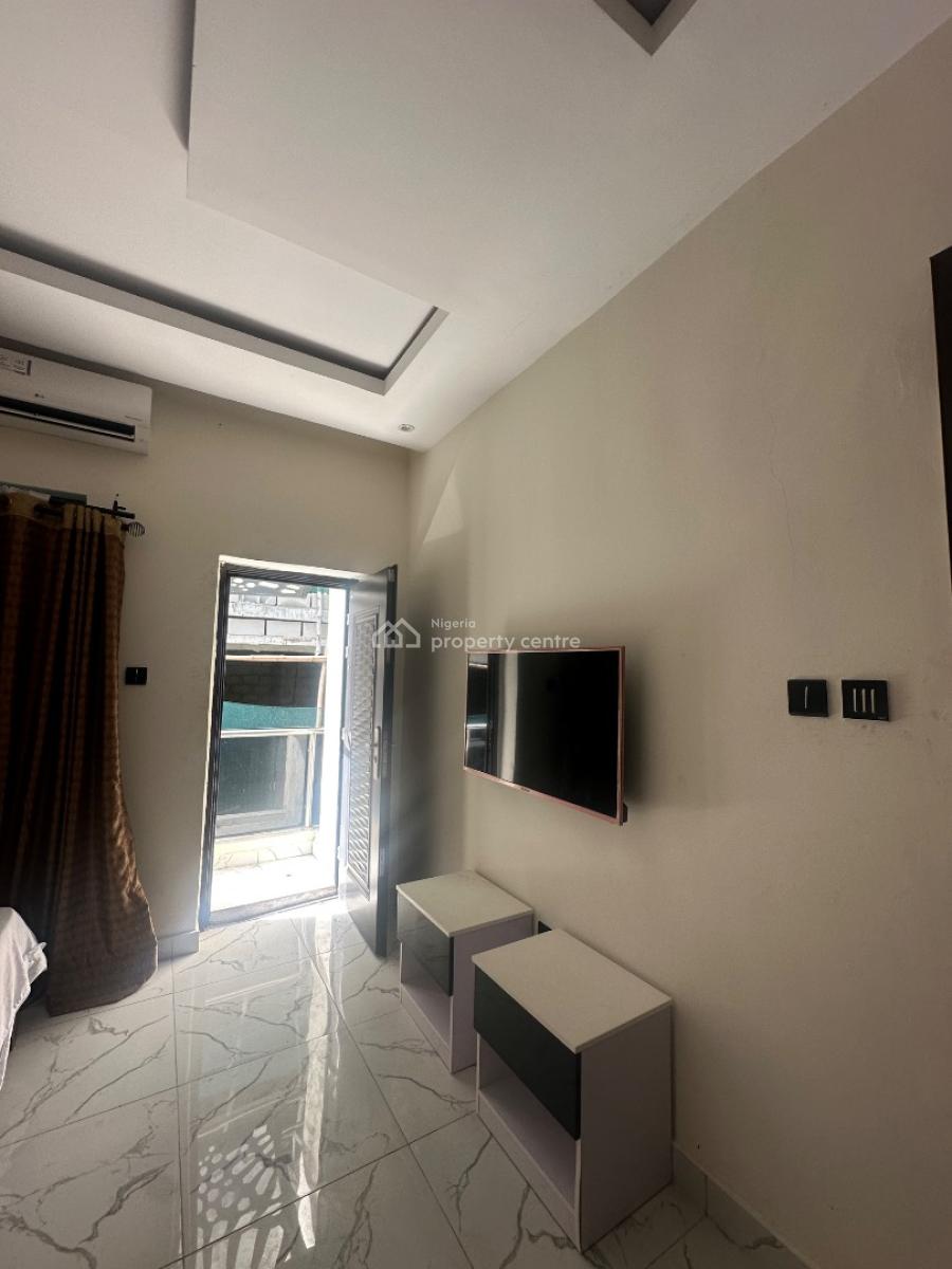 1bed Room Apartment, Lekki Phase 2, Lekki, Lagos, Flat / Apartment for Sale