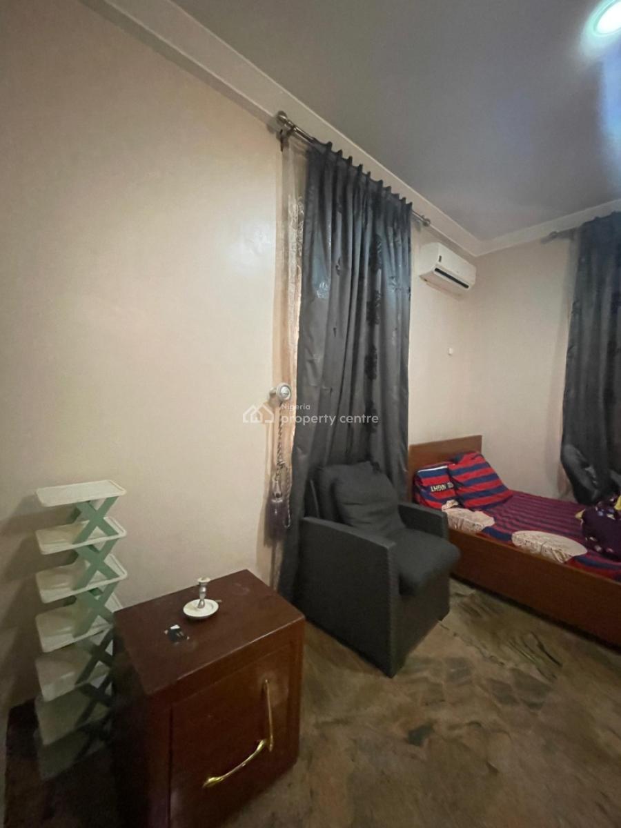 Luxury Furnished One Bedroom Bq in an Estate, Katampe Main Behind Aso Radio, Katampe, Abuja, Flat / Apartment for Rent
