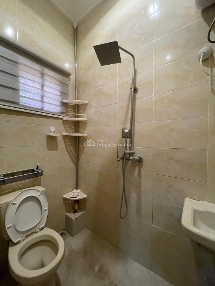 Luxury Furnished One Bedroom Bq in an Estate, Behind Aso Radio, Katampe (main), Katampe, Abuja, Flat / Apartment for Rent