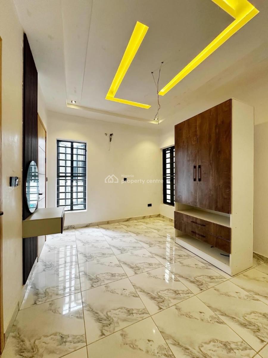 Lovely 2 Bedroom Apartment with Bq, Ilasan, Ilasan, Lekki, Lagos, Block of Flats for Sale
