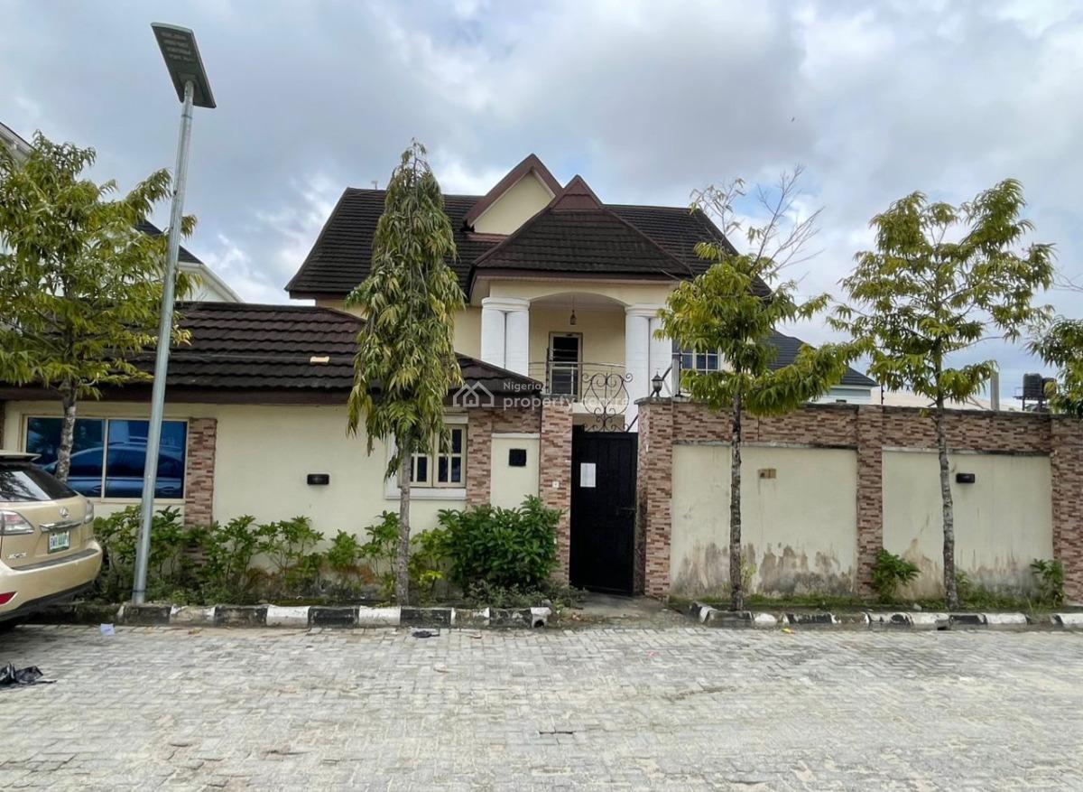 5-bedroom Detached House in a Prime Location in Sangotedo, Sangotedo, Ajah, Lagos, Detached Duplex for Sale
