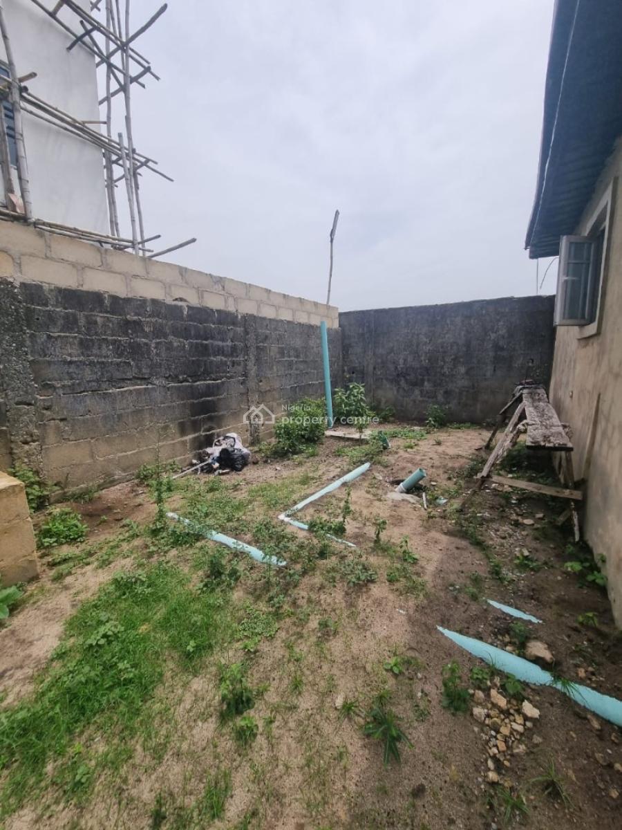 Full Plot of Land Opposite Giwa Gardens Water Park Off Monastery, Monastery Road, Novare Mall, Shoprite Ajah, Giwa Gardens Water Park, Sangotedo, Ajah, Lagos, Residential Land for Sale