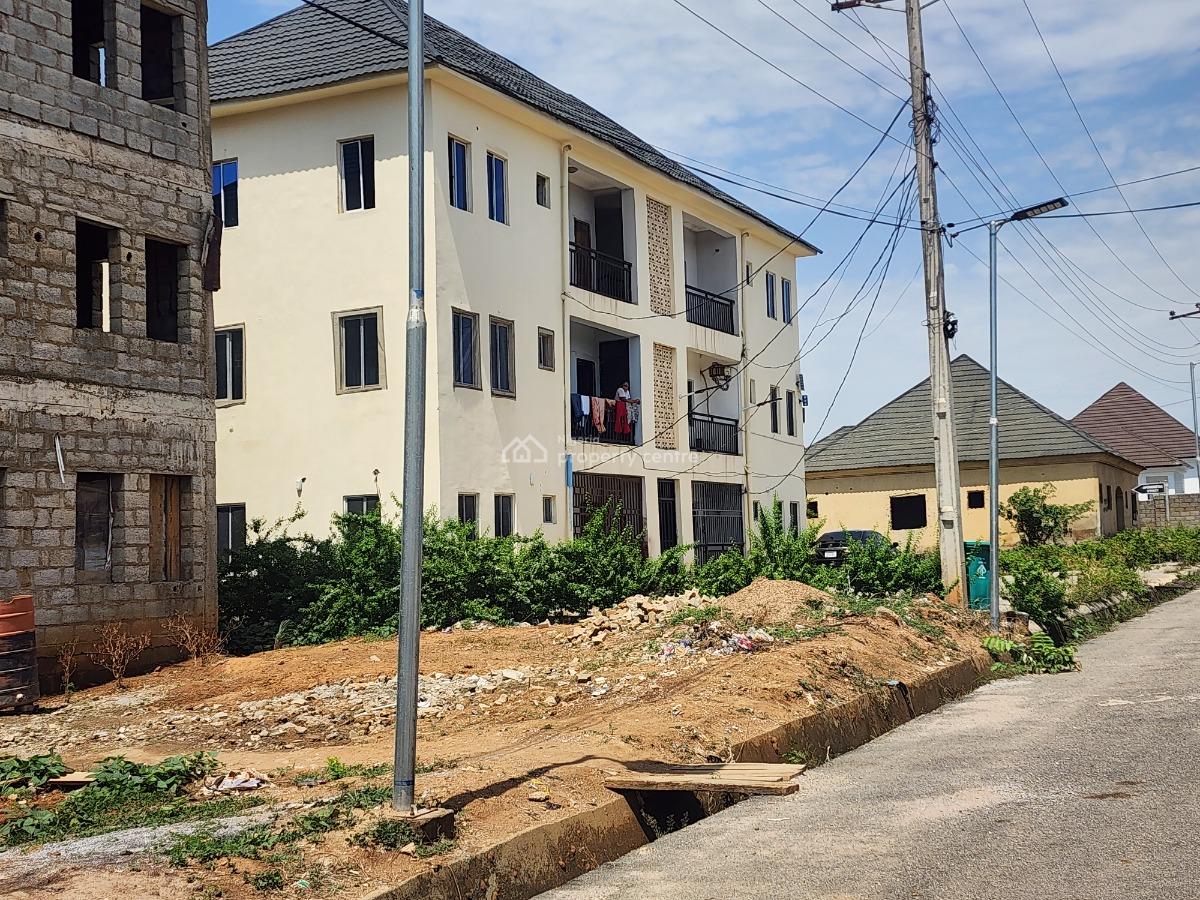 Well-located 3 Bedroom Apartment (semi-finished) at Efab Verizon Est, Efab Verizon Estate, Karsana, Abuja, Flat / Apartment for Sale