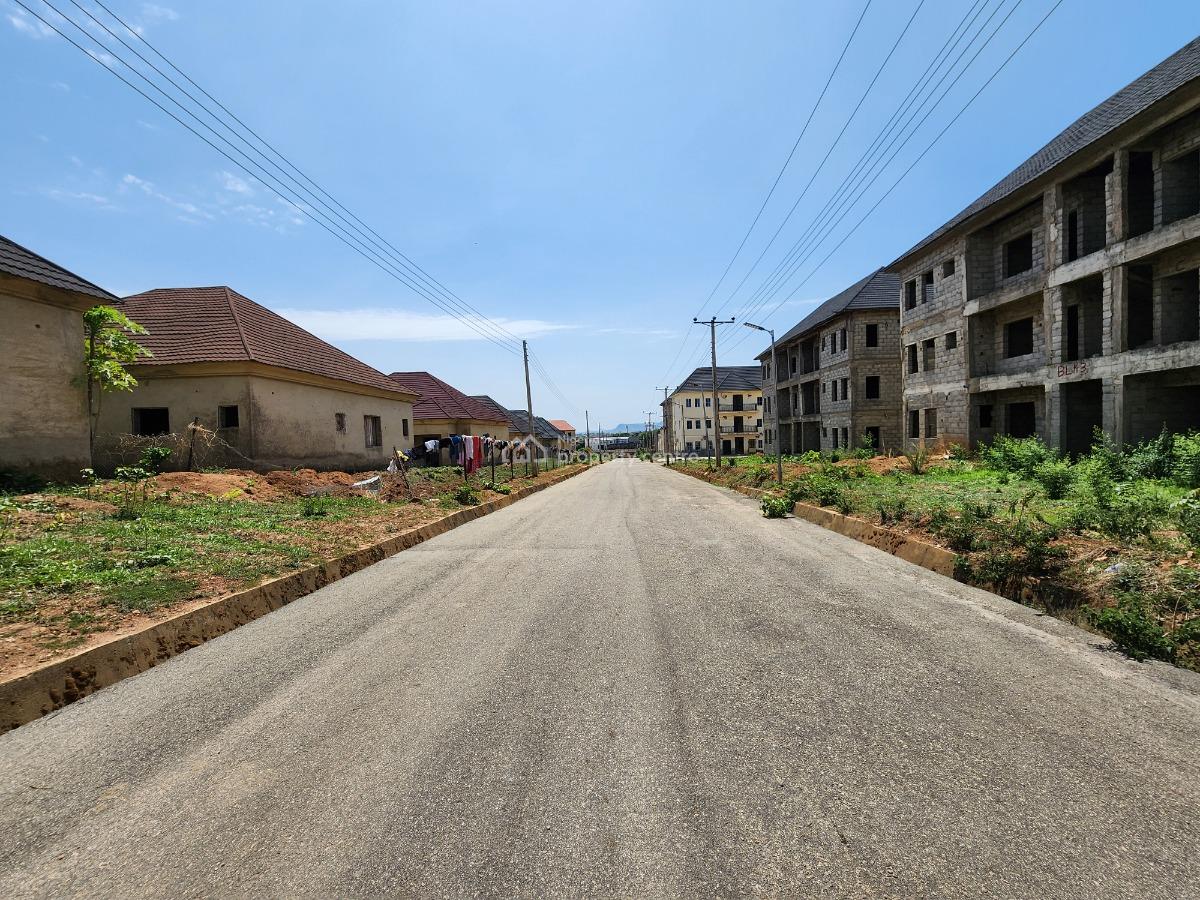 Well-located 3 Bedroom Apartment (semi-finished) at Efab Verizon Est, Efab Verizon Estate, Karsana, Abuja, Flat / Apartment for Sale
