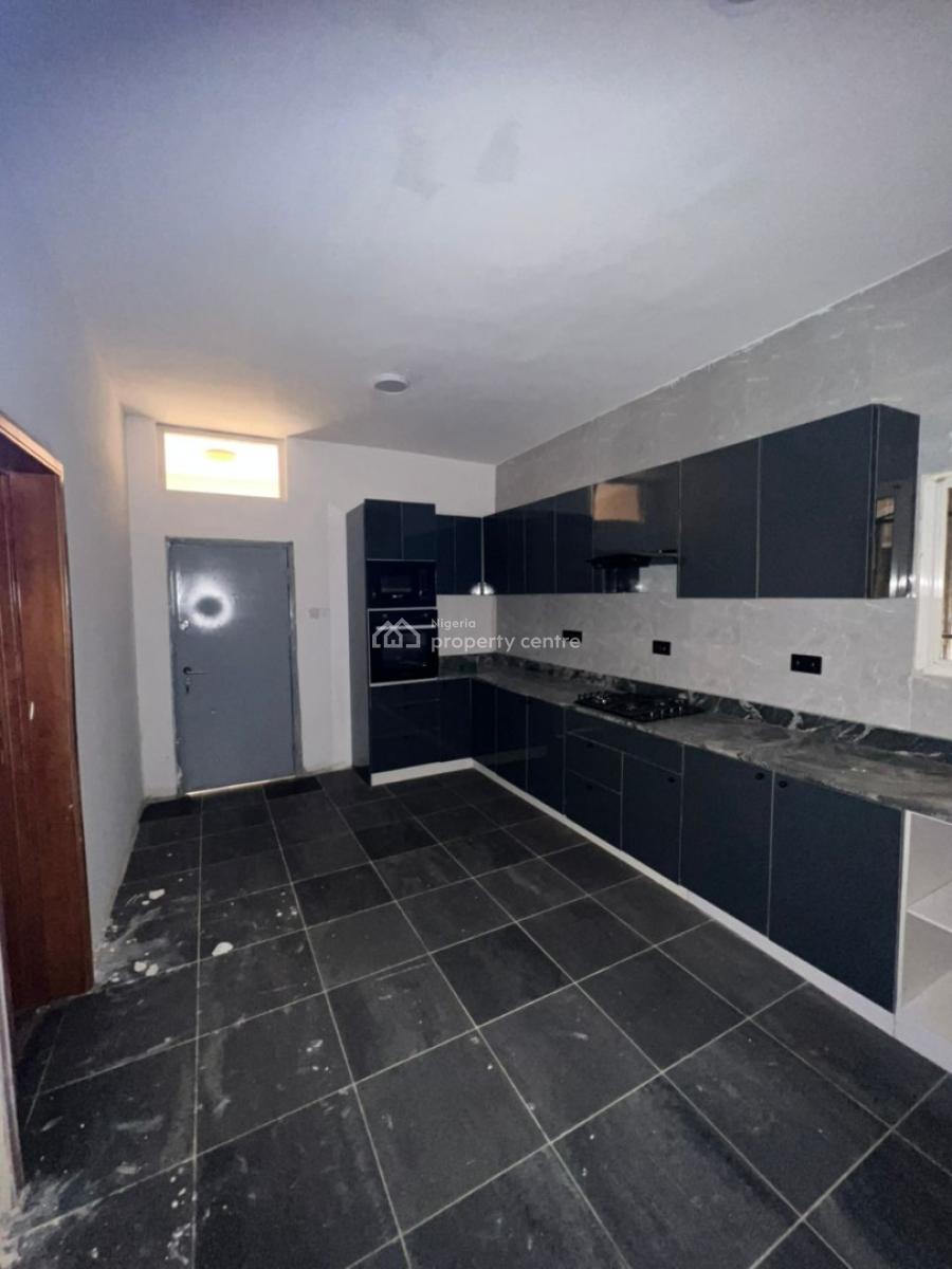 Newly Renovated 3-bedroom Apartment on The Ground Floor, Lekki Phase 1, Lekki, Lagos, Flat / Apartment for Rent