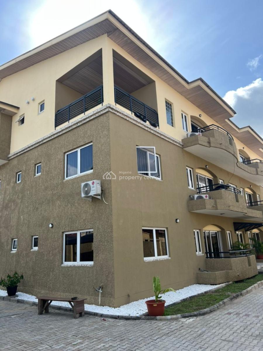 Newly Renovated 3-bedroom Apartment on The Ground Floor, Lekki Phase 1, Lekki, Lagos, Flat / Apartment for Rent