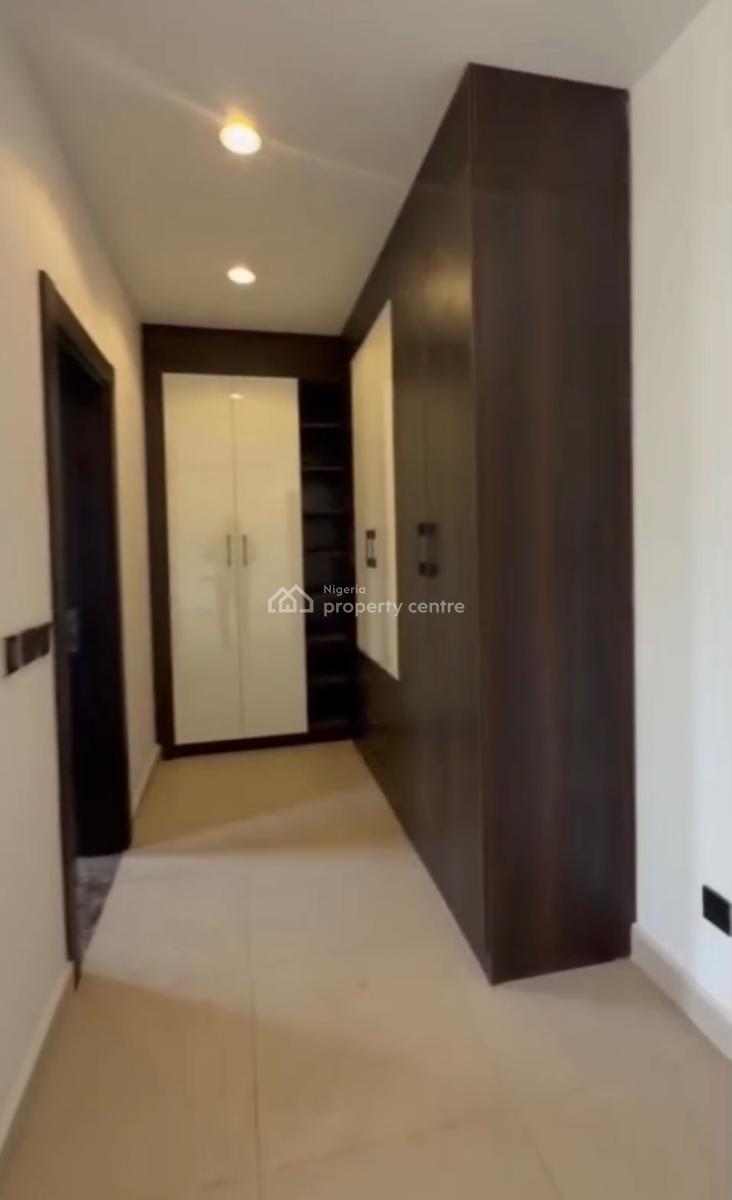 5-bedroom Duplex + Bq, Main, Jahi, Abuja, Terraced Duplex for Rent