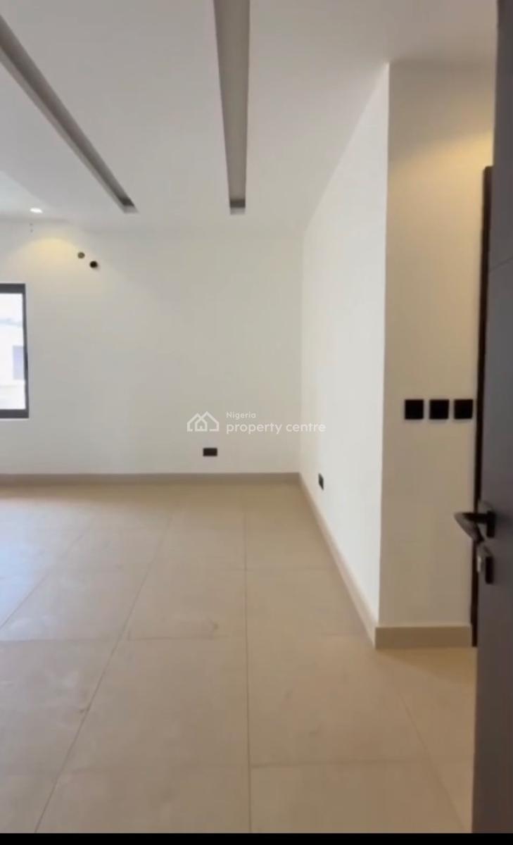 5-bedroom Duplex + Bq, Main, Jahi, Abuja, Terraced Duplex for Rent