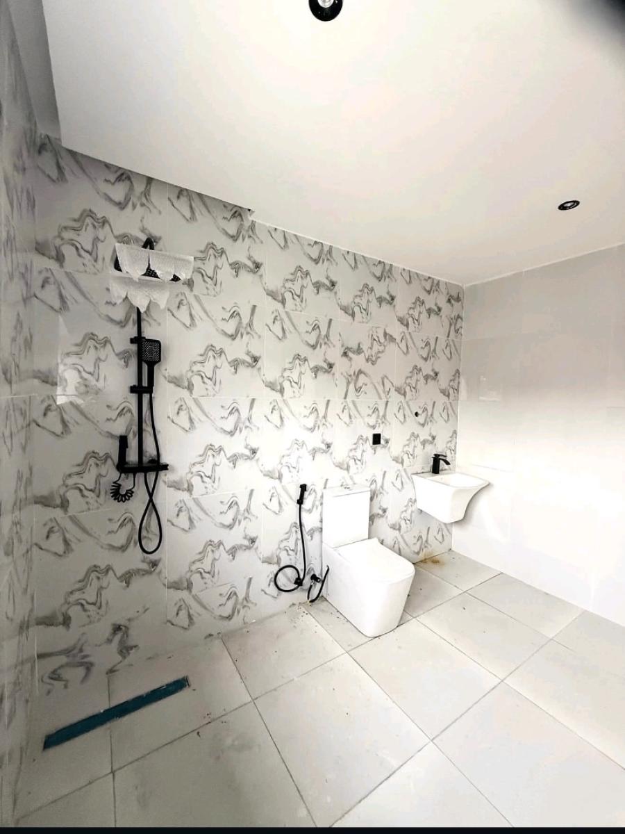 Positioned in One of Abujas Most Desirable Locations, This Luxury 5-b, Jabi, Abuja, House for Sale