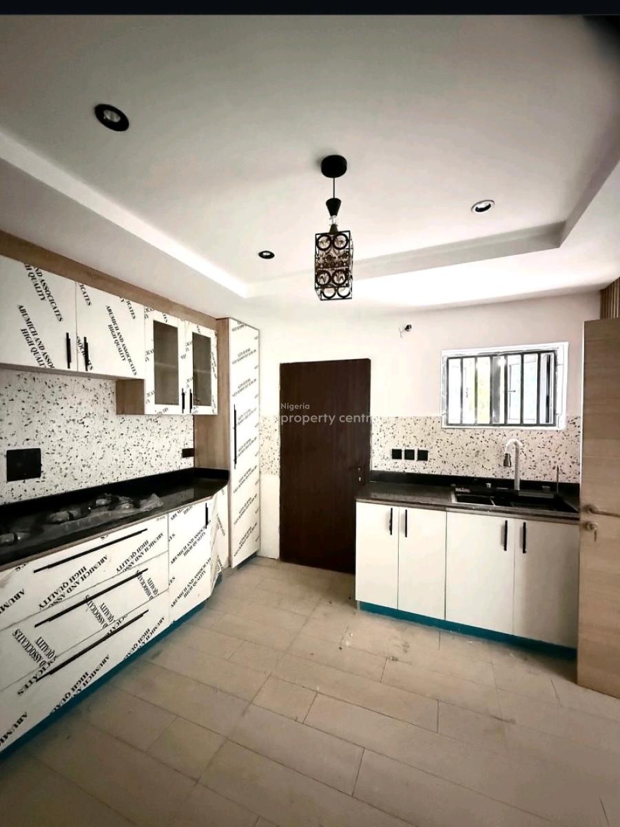 Positioned in One of Abujas Most Desirable Locations, This Luxury 5-b, Jabi, Abuja, House for Sale