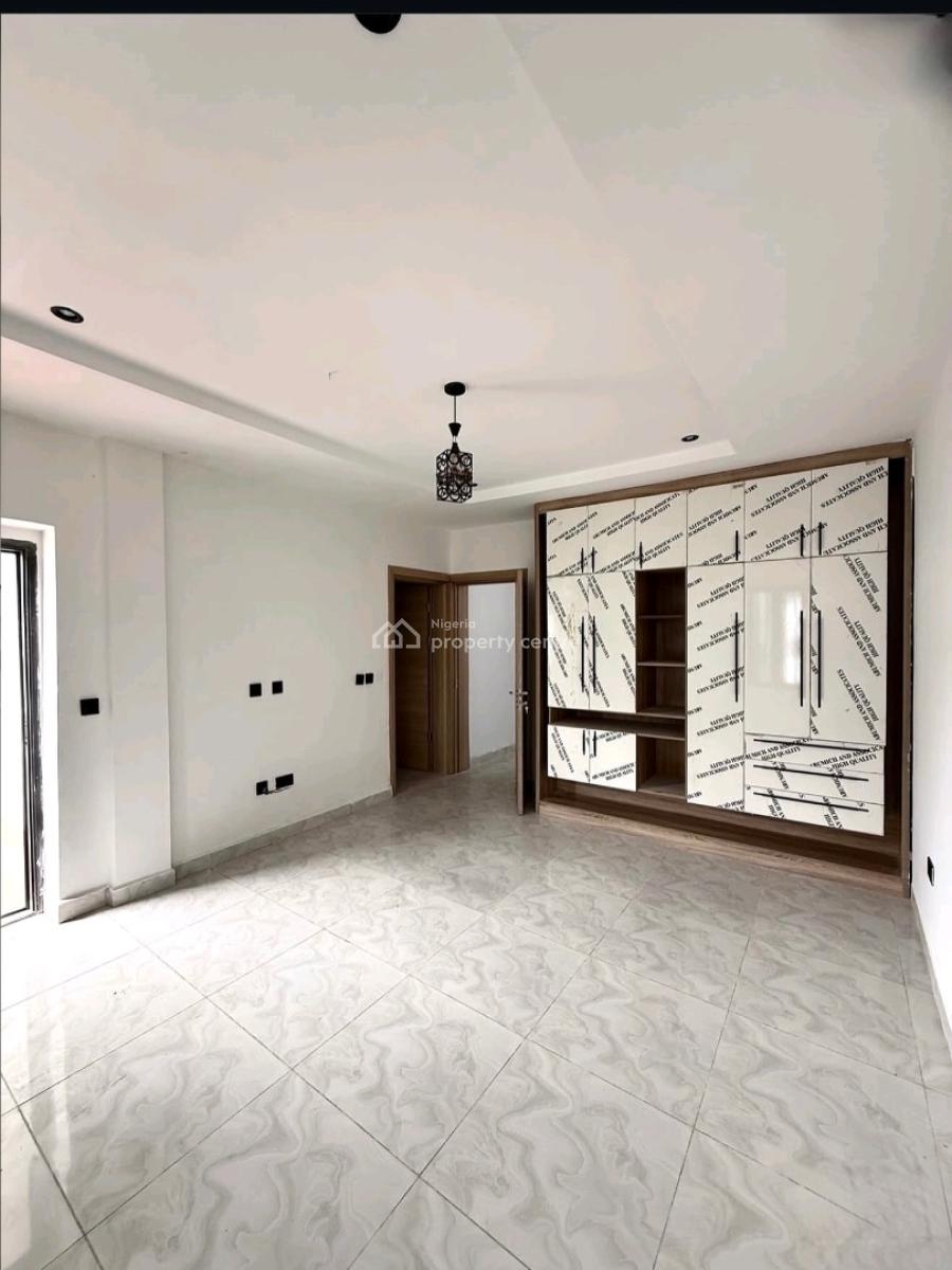Positioned in One of Abujas Most Desirable Locations, This Luxury 5-b, Jabi, Abuja, House for Sale