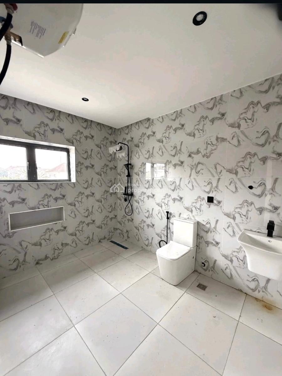 Positioned in One of Abujas Most Desirable Locations, This Luxury 5-b, Jabi, Abuja, House for Sale
