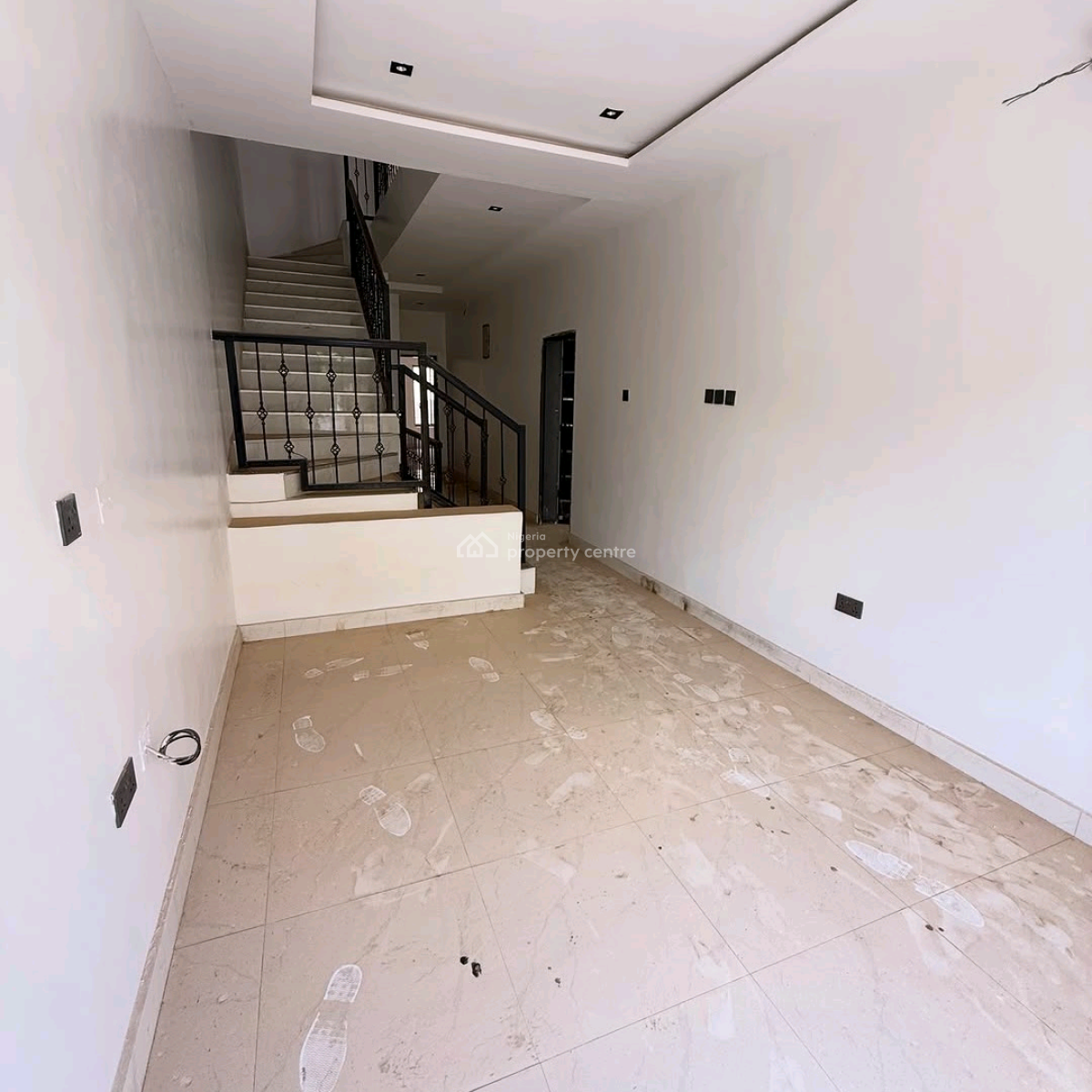 4 Bedroom Terrace Duplex with Bq  Kaura, Abuja  Location:kaura - a, Kaura, Abuja, House for Sale