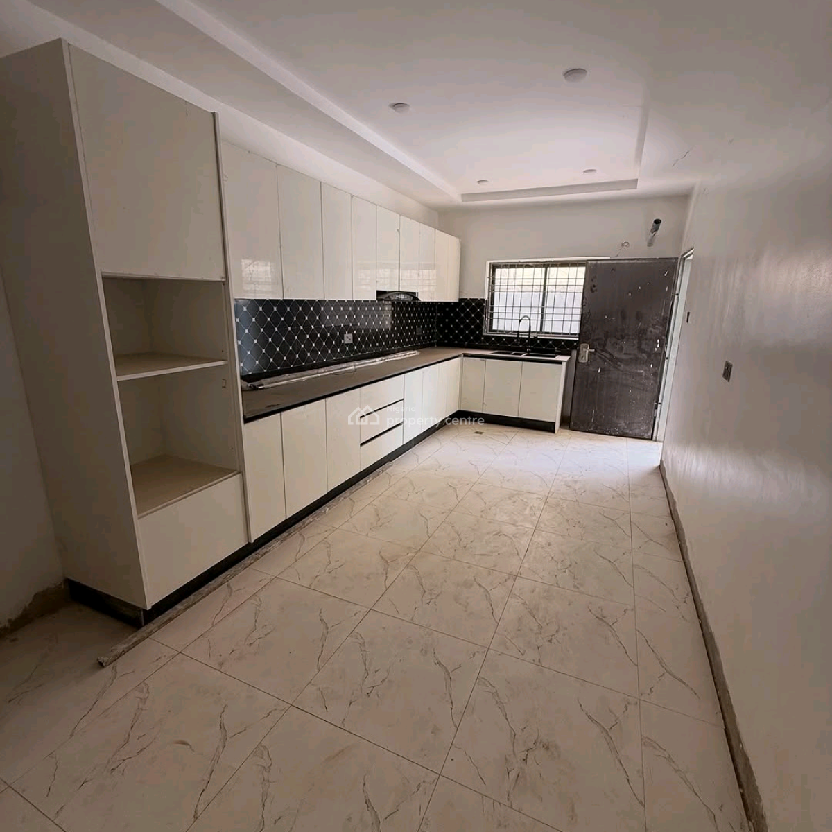 4 Bedroom Terrace Duplex with Bq  Kaura, Abuja  Location:kaura - a, Kaura, Abuja, House for Sale