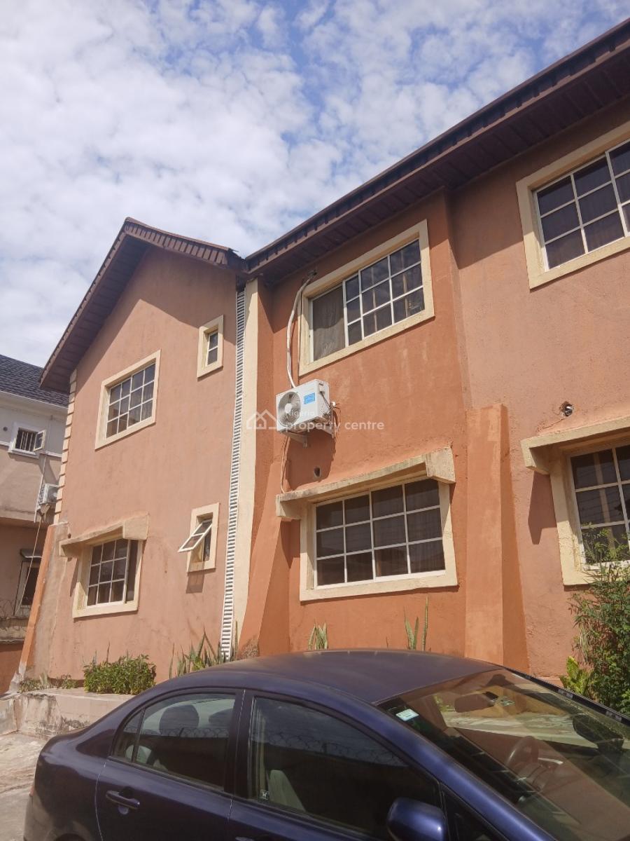 Lovely Building, Maryland, Lagos, Block of Flats for Sale