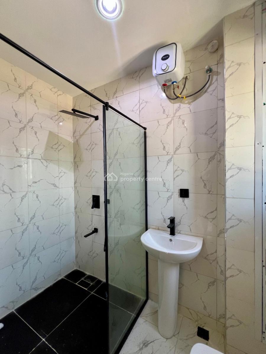 Affordable 2bedroom Luxury Apartment, Lekki Phase 1, Lekki, Lagos, Flat / Apartment for Sale