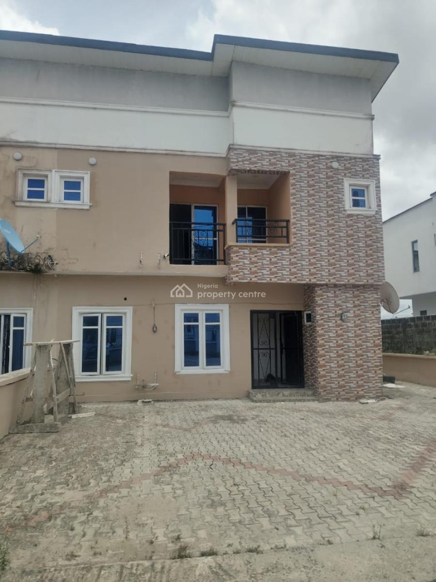Luxury 3 Bedrooms Terraced House with Boys Quarters in a Gated Estate, Rose Gardens Estate, Beside Elesekan Market, Ibeju Lekki, Lagos, Terraced Duplex for Rent