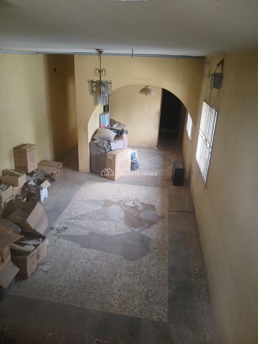 Well Maintain 7 Bedroom Duplex, Gra, Ikotun, Ikotun, Lagos, Semi-detached Duplex for Sale